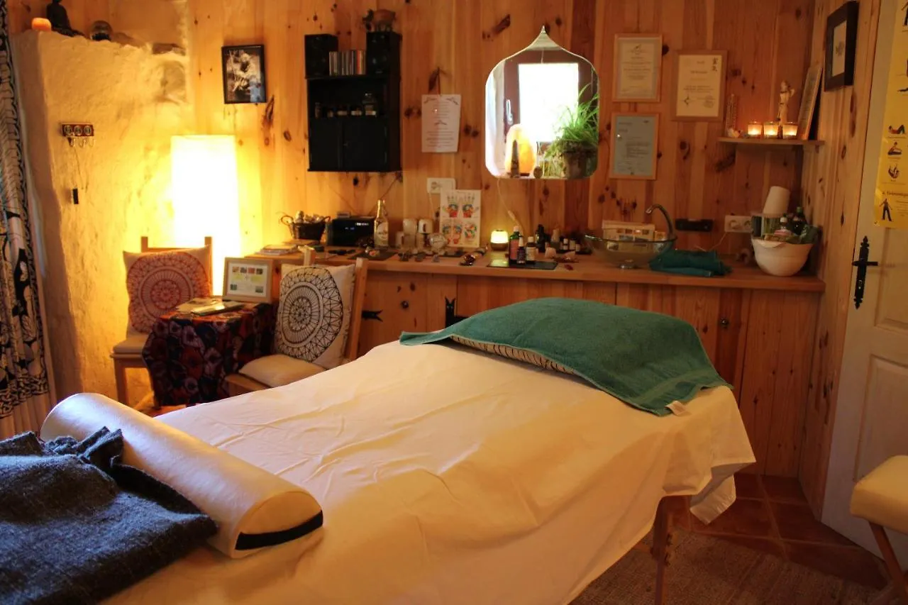 Farm stay Hof Mellon Villa Plouguernevel