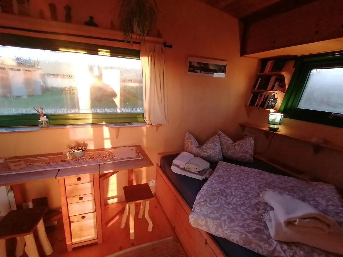 Farm stay Hof Mellon Villa Plouguernevel